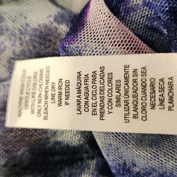 Full Circle Trends long sleeve mock neck sheer top Size 1X W-325 - Picture 7 of 7